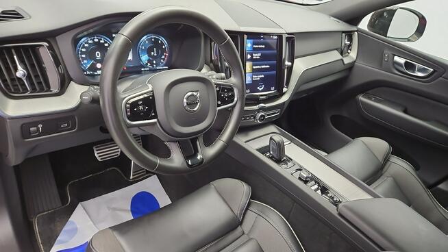 Volvo XC 60 B4 B R-Design aut ! Z Polskiego Salonu ! Faktura Vat ! Warszawa - zdjęcie 9