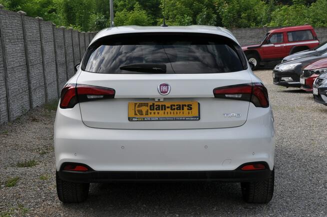 Fiat Tipo 1.4 120KM T-Jet hatchback LED Navi Kamera Czujniki Dąbrowa Górnicza - zdjęcie 4