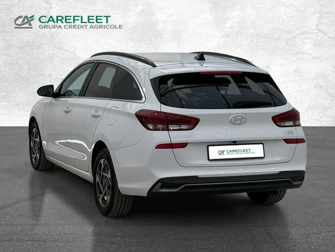 Hyundai i30 1.5 T-GDI 48V Smart DCT Kombi Warszawa - zdjęcie 7