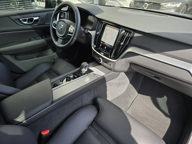 Volvo V60 B4(B) Plus Dark *Gwarancja*FV23%* Tychy - zdjęcie 12
