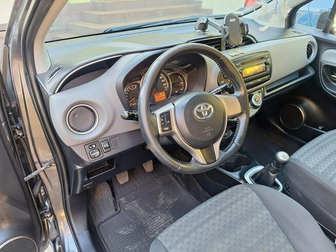 Toyota Yaris Siewierz - zdjęcie 8