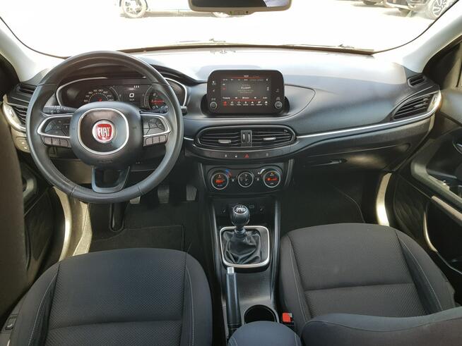 Fiat Tipo 1,4 Benzyna Klimatronik Tablet LEDy Zarejestrowany Gwarancja Włocławek - zdjęcie 8