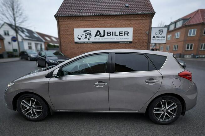 Toyota Auris Sadlno - zdjęcie 4