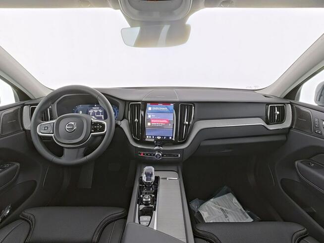 Volvo XC 60 B5(B) AWD Plus Dark Tychy - zdjęcie 5
