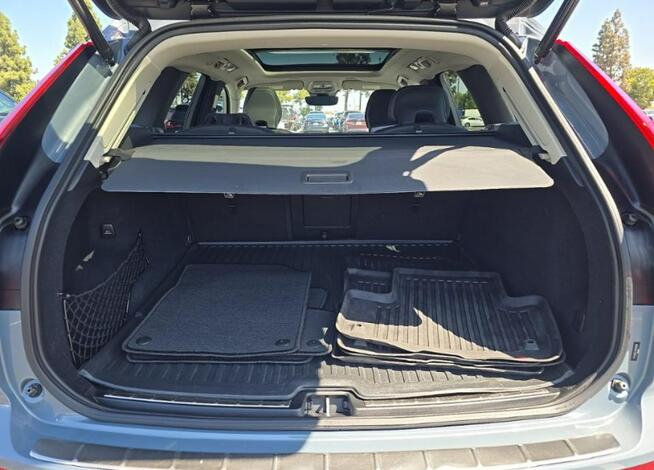 Volvo XC 60 Bogata wersja wyposażenia / AWD / Hybryda / T8 Wrocław - zdjęcie 12