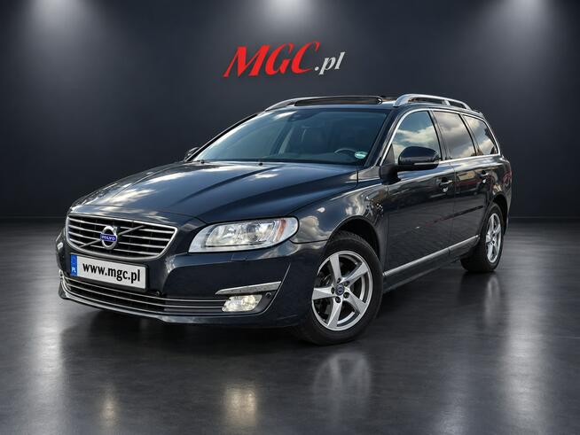 Volvo V70 D3 - SUMMUM - BEZWYPADKOWY - SERWIS NA PONAD 40 TYS - TOP! Łaziska Górne - zdjęcie 1