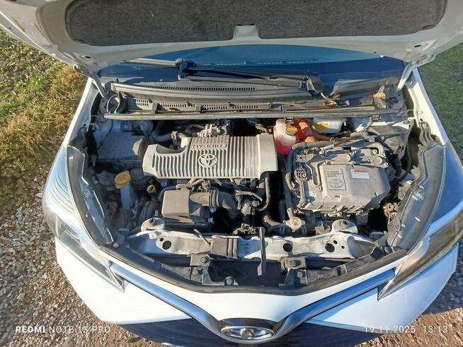 Toyota Yaris 1.5 hybrid 100   40tys.km! Pleszew - zdjęcie 12