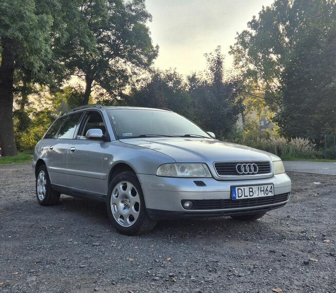 Sprzedam Audi a4 Siekierczyn - zdjęcie 2