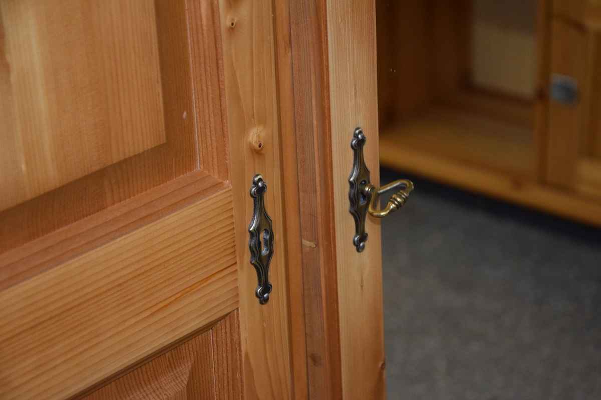 szafa z drewna sosnowego - jak nowa Olsztyn - zdjęcie 5