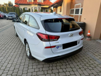 Hyundai i30 1,4 100KM  Klima  Navi  Kamera  Koła lato+zima Orzech - zdjęcie 9