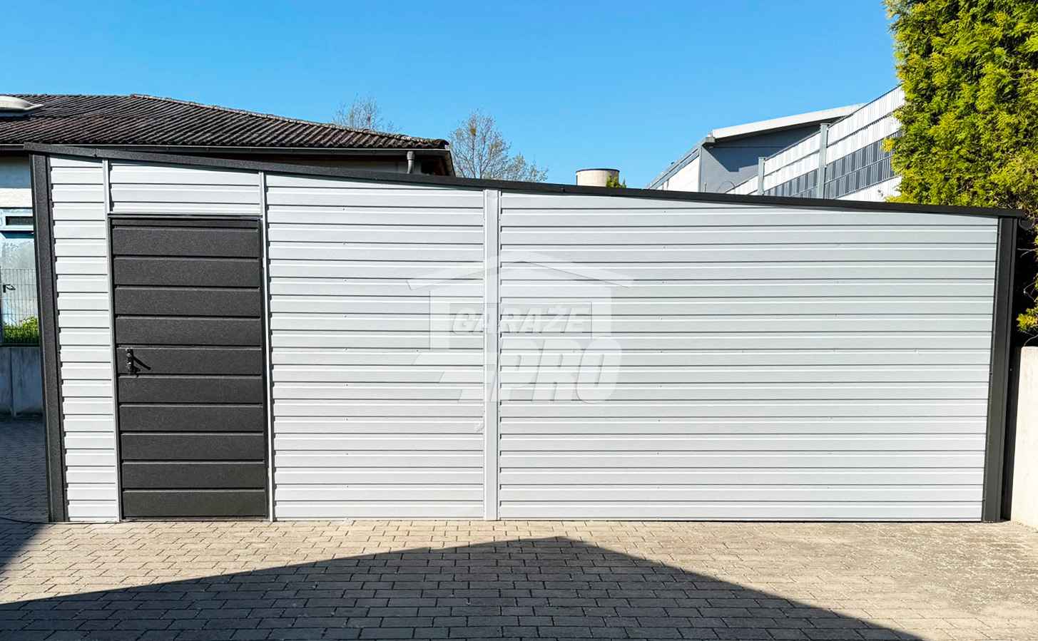 Garaż blaszany 7x6 m - 2x brama uchylna - drzwi  dach GP772 Turek - zdjęcie 5