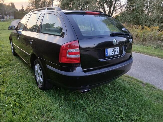 Skoda Octavia II 1.6 Elegance 1.6FSI 116KM jasne wnętrze Szczerbice - zdjęcie 5