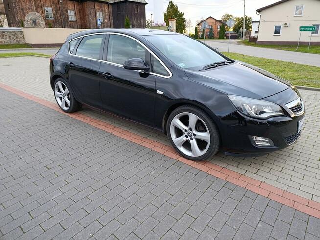 Sprzedam Opla Astrę J 1.6 turbo 180KM! Borysławice Zamkowe - zdjęcie 2