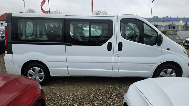 Opel Vivaro 9 Osobowy Long Klima Lębork - zdjęcie 5