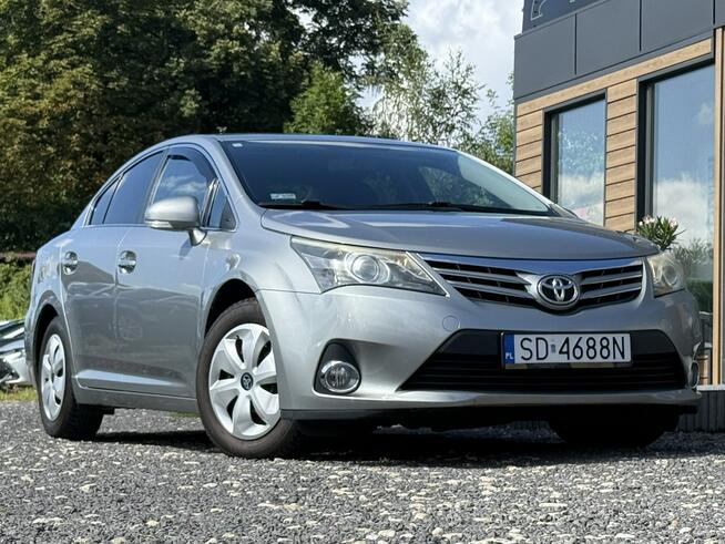 Toyota Avensis Stan Bardzo Dobry benzyna gaz Salon Polska Bezwypadkowy Będzin - zdjęcie 2