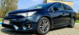 Toyota Avensis 1.6 D4D Touring Sport Executive Więcławice Stare - zdjęcie 9