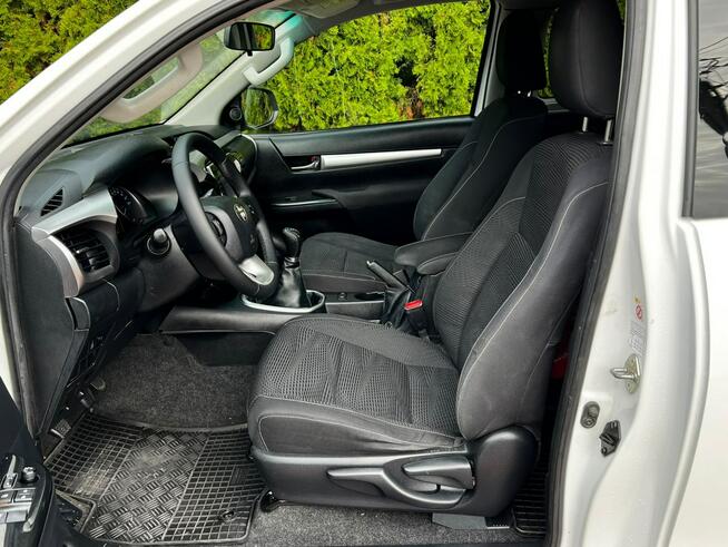 Toyota Hilux 2.4 D-4D Zarejestrowany Niski przebieg Baranowo - zdjęcie 10