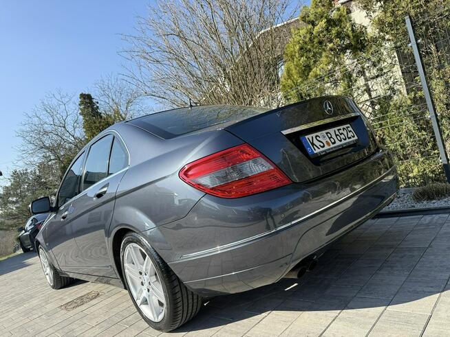 Mercedes C 180 Bardzo zadbana - 100% oryginalny przebieg Poznań - zdjęcie 5