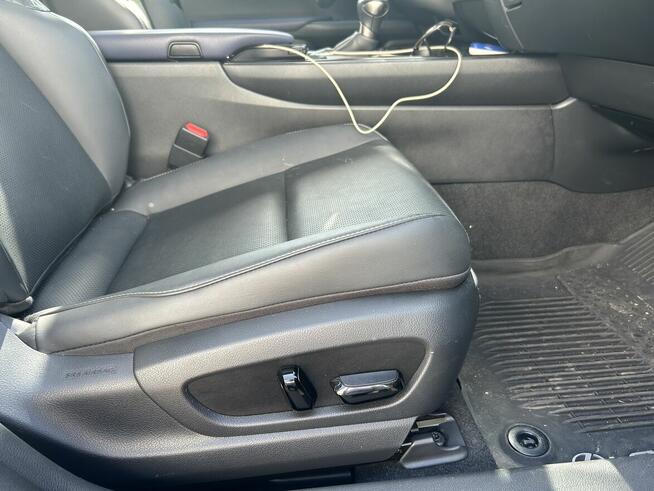 Piękny Lexus UX 250H Radom - zdjęcie 5