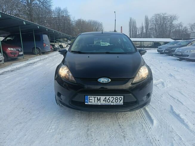 Ford Fiesta niski przebieg, serwis ASO, doinwestowane Tomaszów Mazowiecki - zdjęcie 7