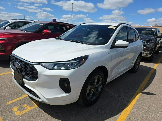 Ford Kuga AWD / Hybryda / bogate wyposażenie / niski przebieg Warszawa - zdjęcie 3
