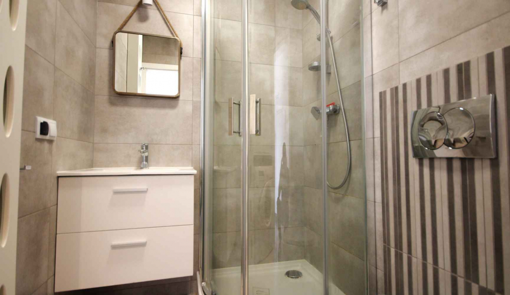 1pok, 25met, Okolice Wita Stwosza PARKING (Wrocław) Stare Miasto - zdjęcie 7