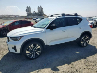 Volvo XC 40 Najwyższa wersja wyposażenia ULTIMATE / AWD / B5 Warszawa - zdjęcie 3