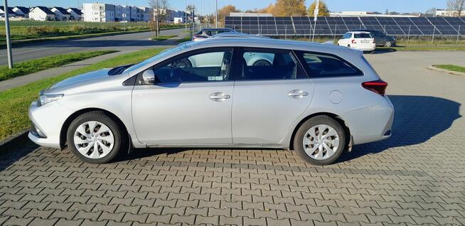 Toyota Auris 1.6 valvematic NISKI PRZEBIEG Słupsk - zdjęcie 6