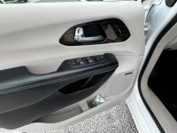 Chrysler Pacifica LIMITED Panorama Harman/Kardon Full Baranowo - zdjęcie 11