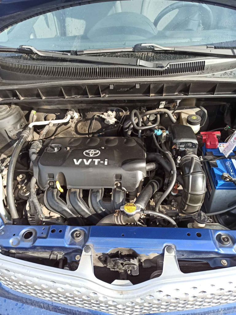 toyota yaris verso 1,3 automat 2003 rok produkcji Ciechanów - zdjęcie 3