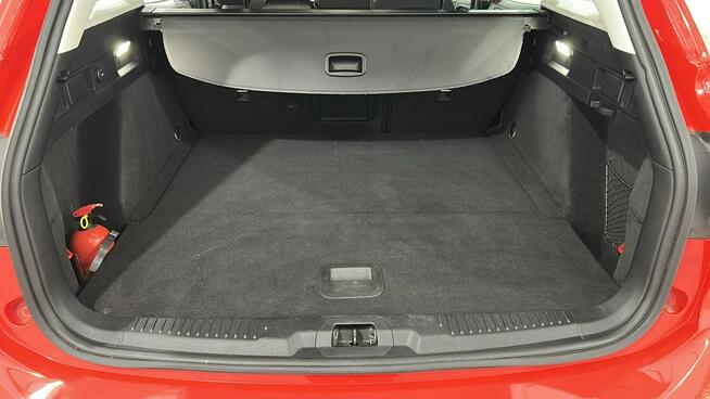 Ford Focus 1.5 EcoBlue Titanium Kombi Warszawa - zdjęcie 11