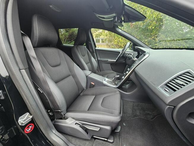 Volvo XC 60 2.0 diesel 5 cylindrów* 100% Dealer Serwis* Rok GWARANCJI Opoczno - zdjęcie 10