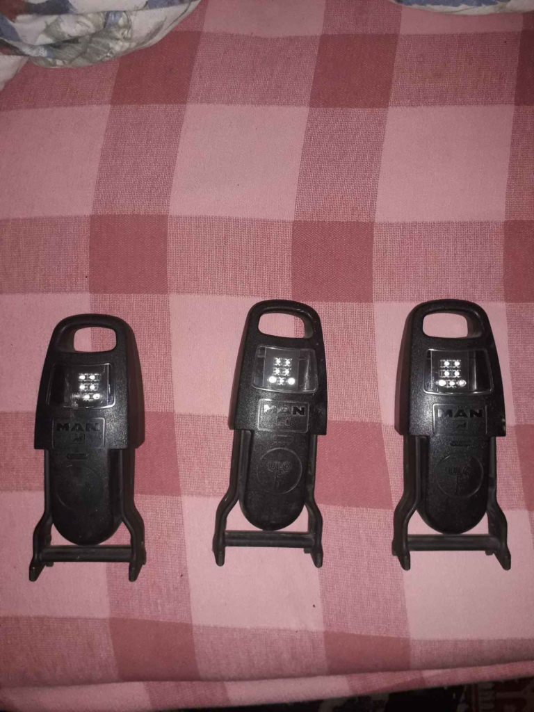 Lampy ostrzegawcze MAN Bielany - zdjęcie 6