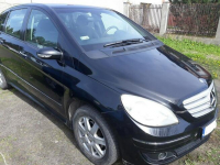 Mercedes B 200