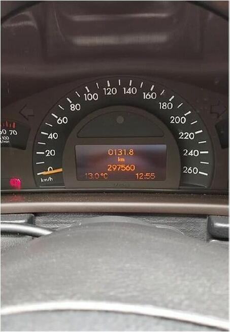 mercedes C200 sprzedaż syndyka Tychy - zdjęcie 2