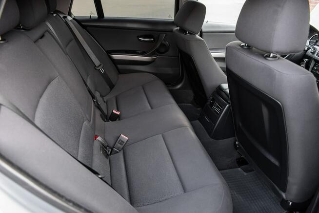 BMW 318 LCI 2.0i 143KM Automat ! Super Stan ! 218tys km ! Opłacona ! Zwoleń - zdjęcie 8