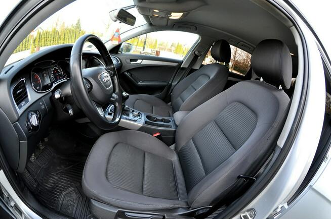 Audi A4 2.0TDI Lift Klimatronik Navi Alufelgi Parktronik Płock - zdjęcie 7