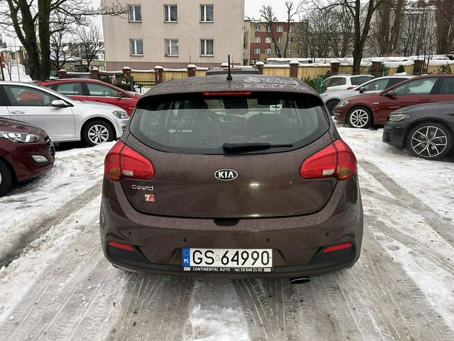 Kia Cee'd Bezwypadkowy 1.6 benzyna polski salon Słupsk - zdjęcie 8