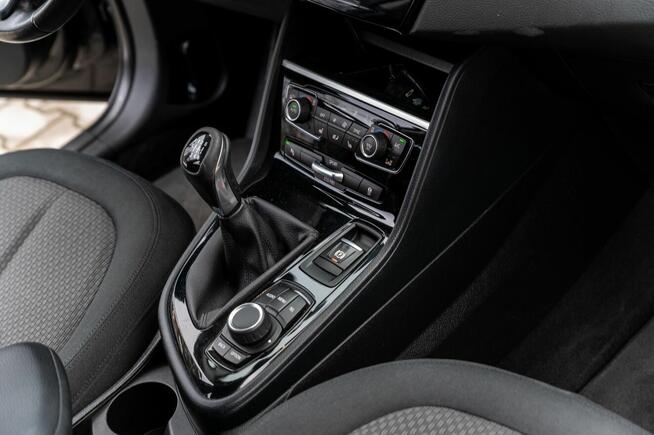 BMW seria 2 | 2015r. Targowiska - zdjęcie 11