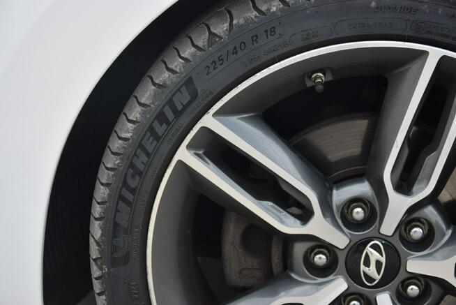 Hyundai i30 1.6 TGDI 185KM Navi Kamera 2015r Sprowadzony Tarnogród - zdjęcie 11