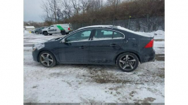 Volvo S60 / 4x4 / Niski przebieg / Tarnów - zdjęcie 5