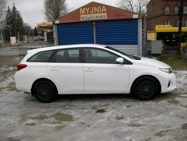 Toyota Auris 1.4/ 90 KM/bardzo dobry stan techniczny Katowice - zdjęcie 6