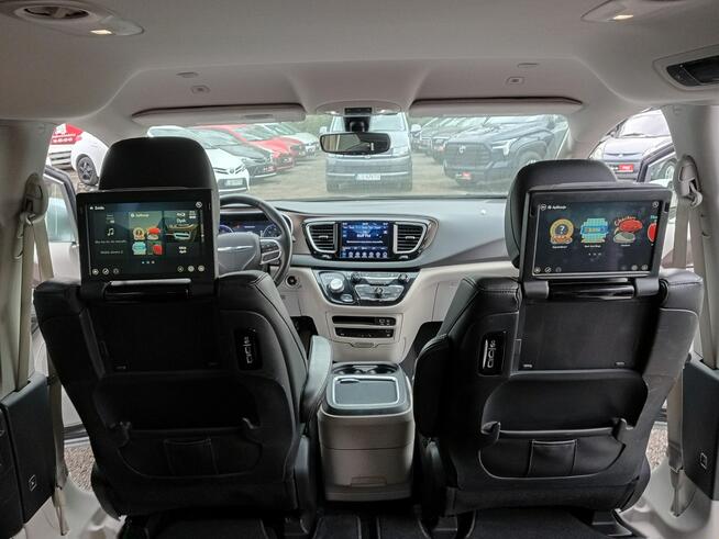 Chrysler Pacifica Janów Lubelski - zdjęcie 10