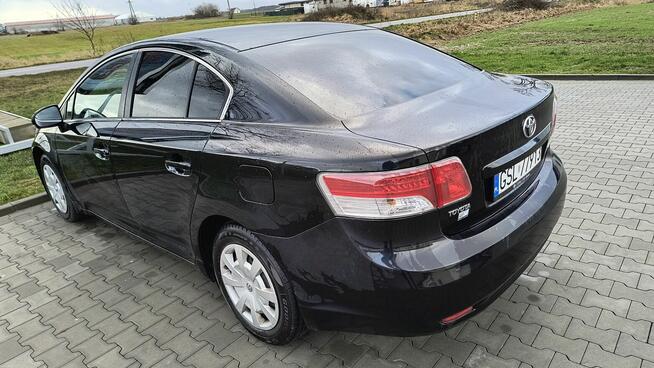 Toyota Avensis 1.6 benz salon PL Mrzezino - zdjęcie 4