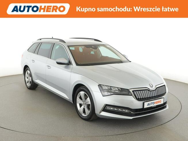 Škoda Superb full led automat fv23 niski przebieg navi kamera pdc Warszawa - zdjęcie 11