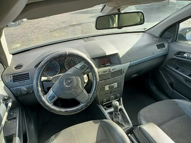 Opel Astra 1.8 B+G 04r Tarnów - zdjęcie 7