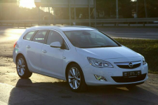 Opel Astra Wersja Cosmo! 1.7 Diesel - 125KM! Stan znakomity! Dojazdów - zdjęcie 3