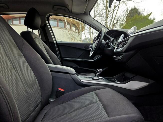 BMW 118 F40 1.5 Benz. 136KM 2020 r PL Salon, LED, Automat Tychy - zdjęcie 5