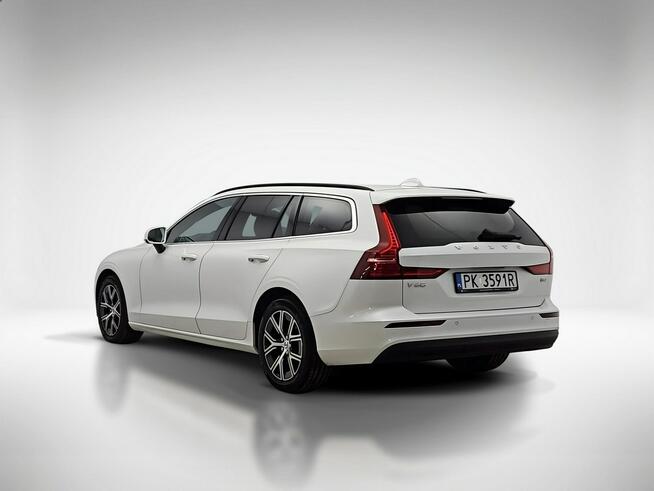 Volvo V60 B4 D Core aut ! Z Polskiego Salonu ! Faktura VAT ! Warszawa - zdjęcie 3
