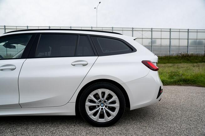 BMW 318i Touring G21, Salon Polska, Bezwypadkowy, Faktura VAT Marża Warszawa - zdjęcie 12
